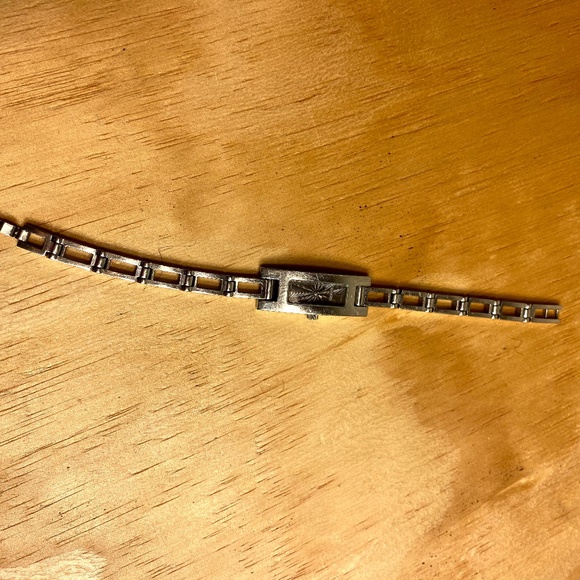 Gucci Watch - Picture 1 of 4